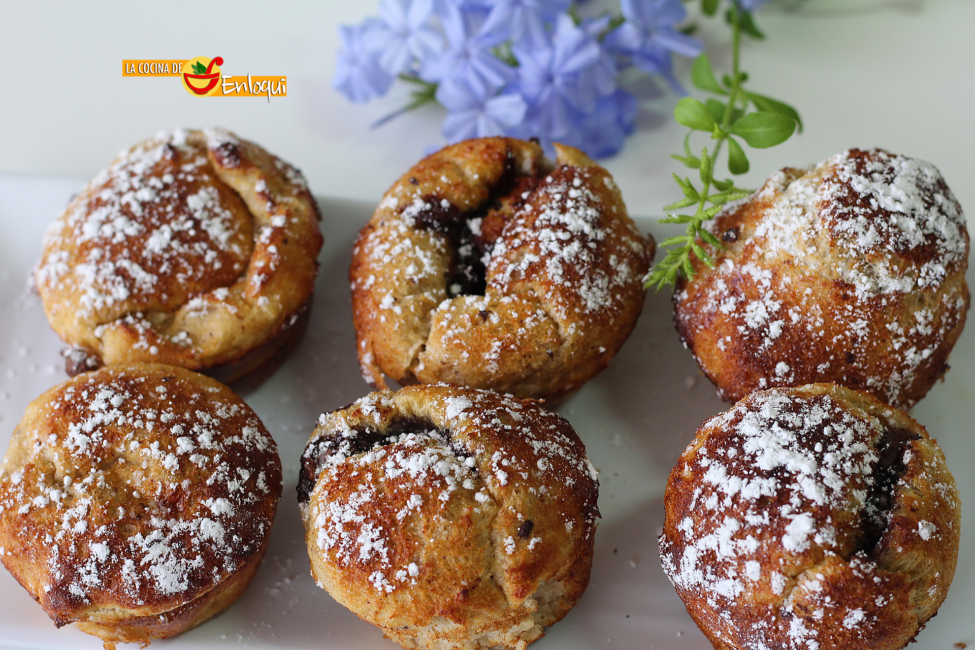 Donuts de pan de molde rellenos de nutella casera