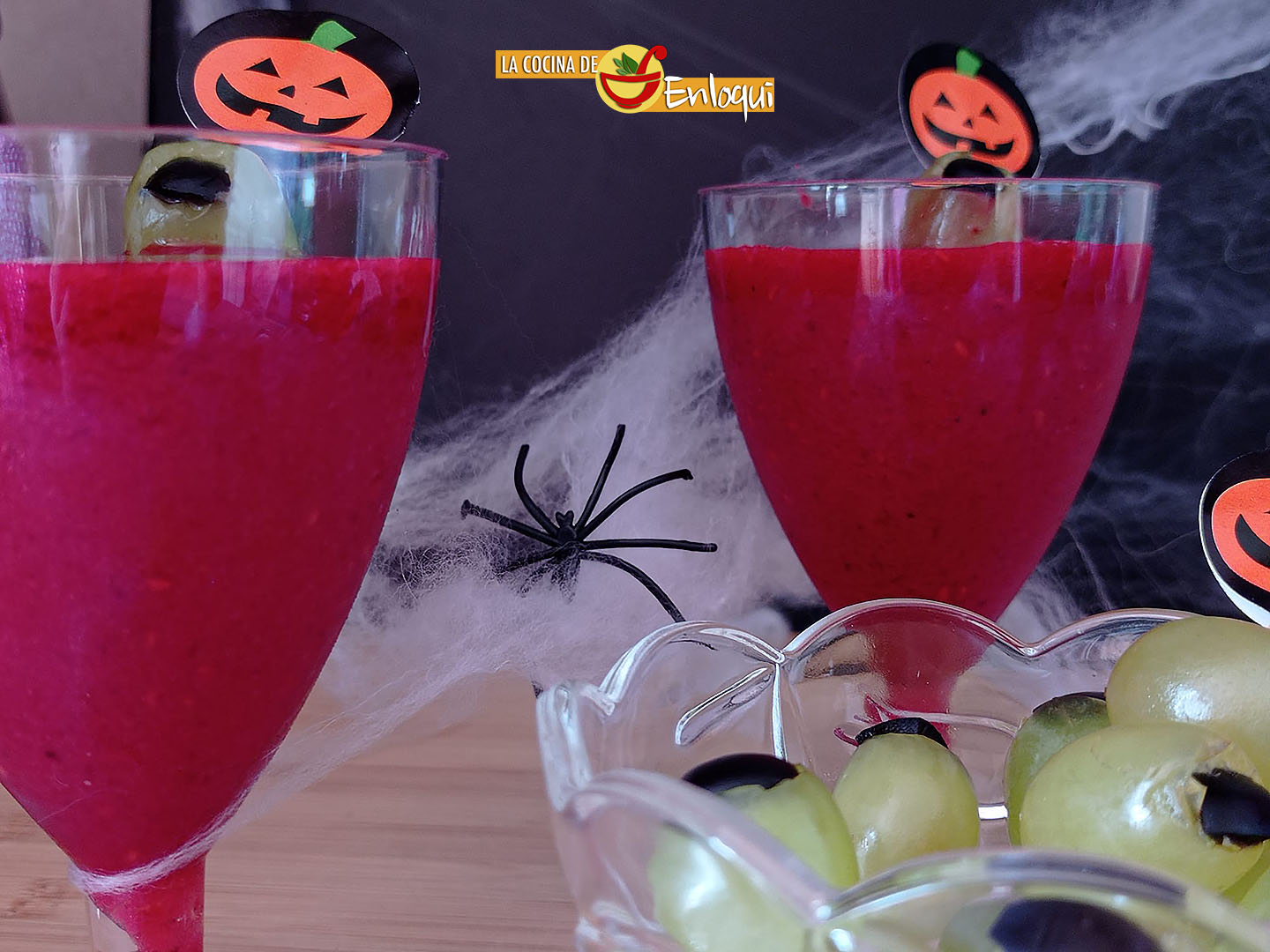 Granizado de frutos rojos o refresco para vampiros